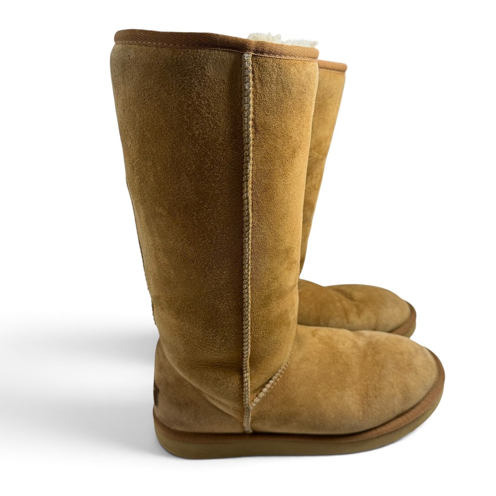 UGG Australia Classic Tall 5815 Chestnut Suede Sheepskin Boots Womens 10